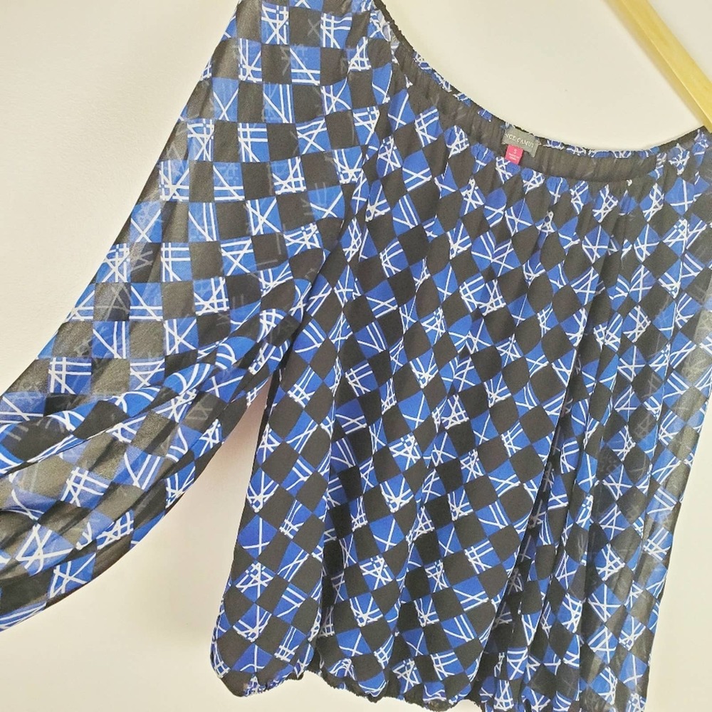 Vince camuto off shoulder top - Picture 3 of 4